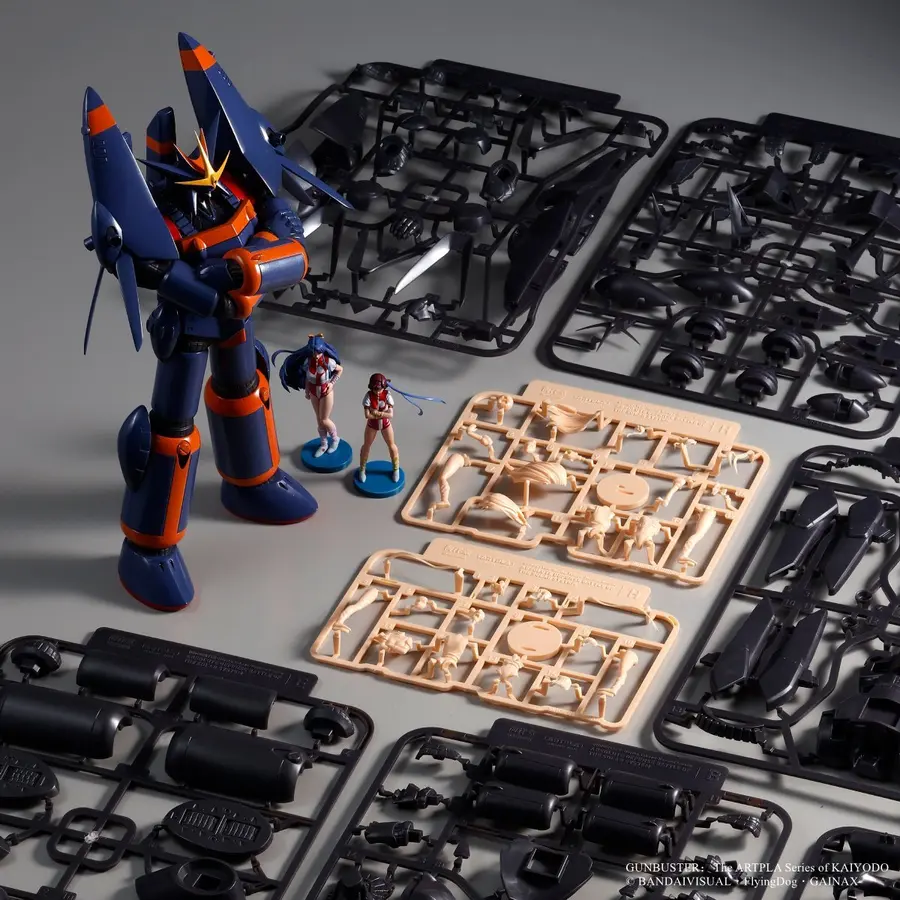 ARTPLA Gunbuster model kit displayed with molded plastic runners
